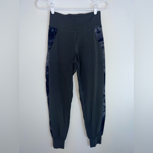 Lululemon Align Jogger Track Stripe Graphite Grey/Diamond Dye Pitch Graphite - Picture 2 of 15